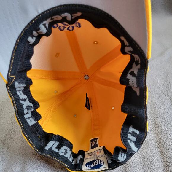 Wildcats Yellow Hat Blue Paw Flexfit Yupoong Cap Size L XL Embroidered - Picture 7 of 9